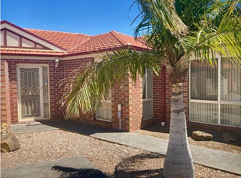 4/6-10 Latham St, Werribee, VIC 3030