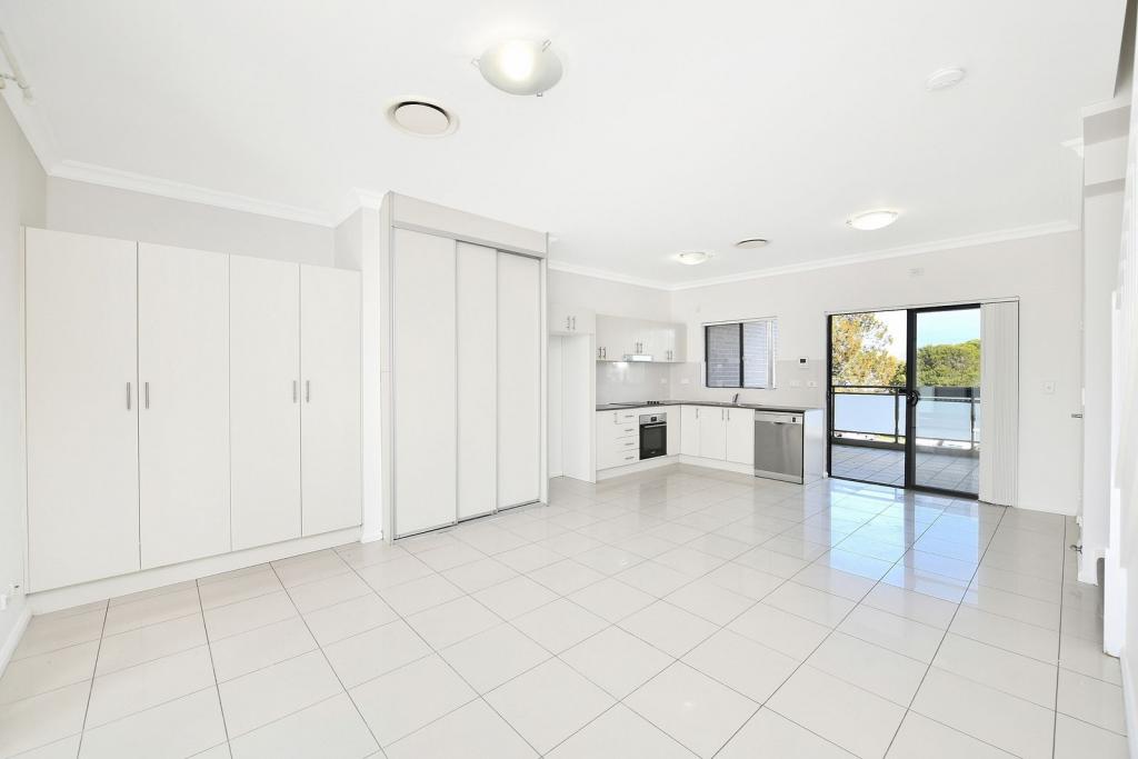 7/16-18 Boronia Rd, Greenacre, NSW 2190