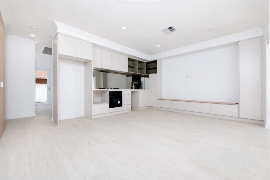 2/6 Ashbourne Way, Hamilton Hill, WA 6163