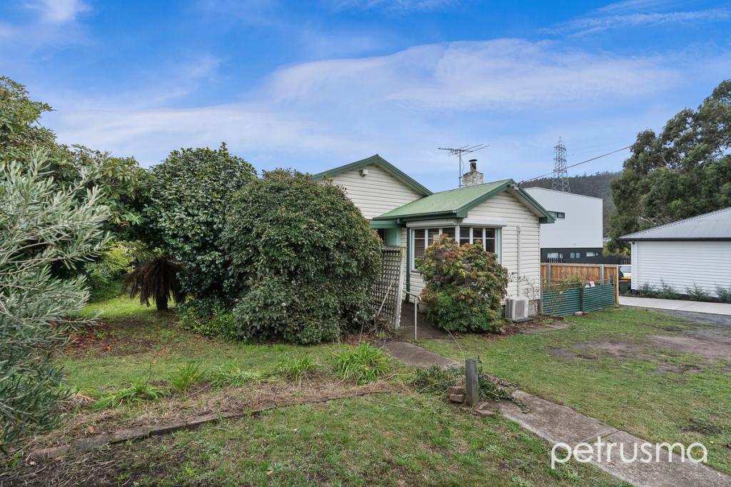 302 Cambridge Rd, Warrane, TAS 7018