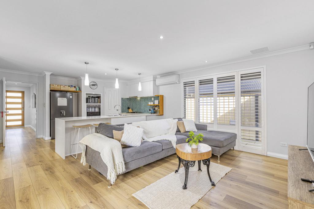 8 Myall Fawy, Clarkson, WA 6030