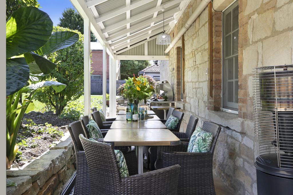 236 Old Hume Hwy, Mittagong, NSW 2575