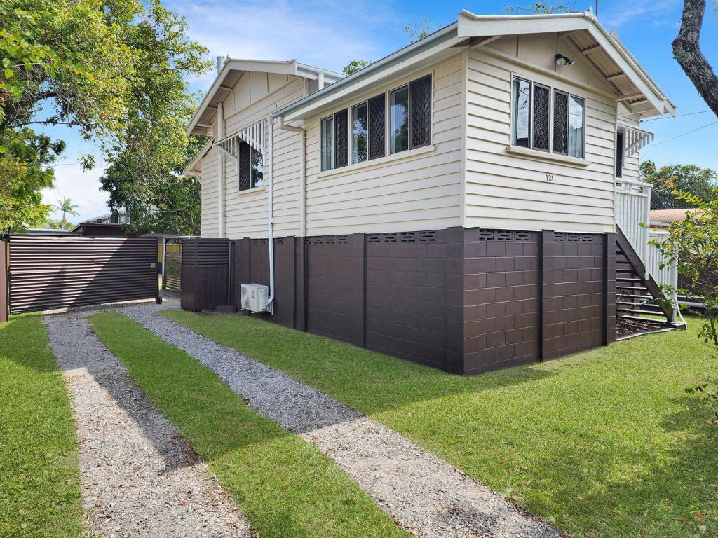 121 Duporth Ave, Maroochydore, QLD 4558