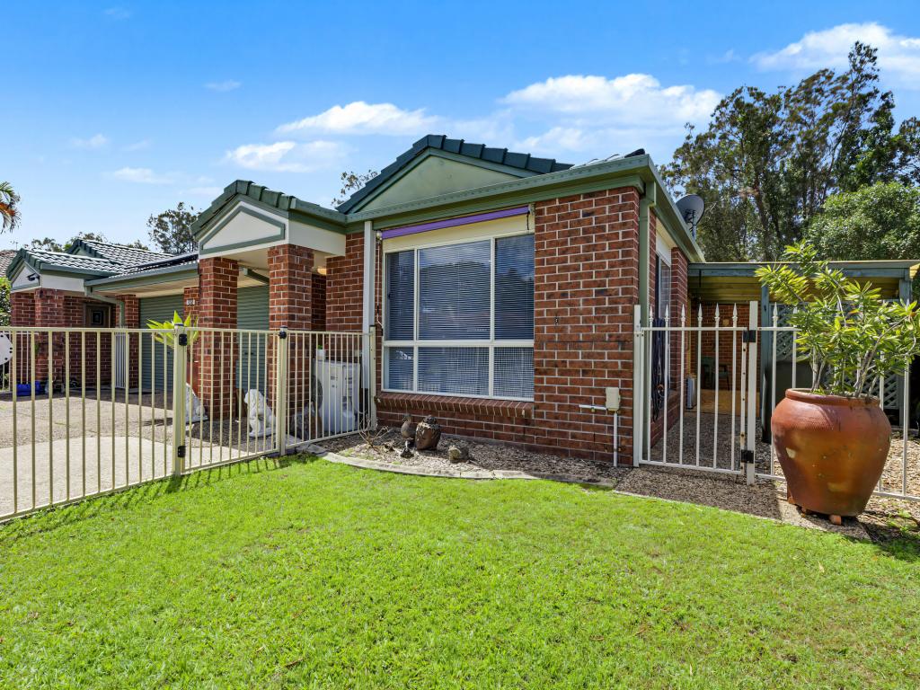 2/102 Cootharaba Dr, Helensvale, QLD 4212