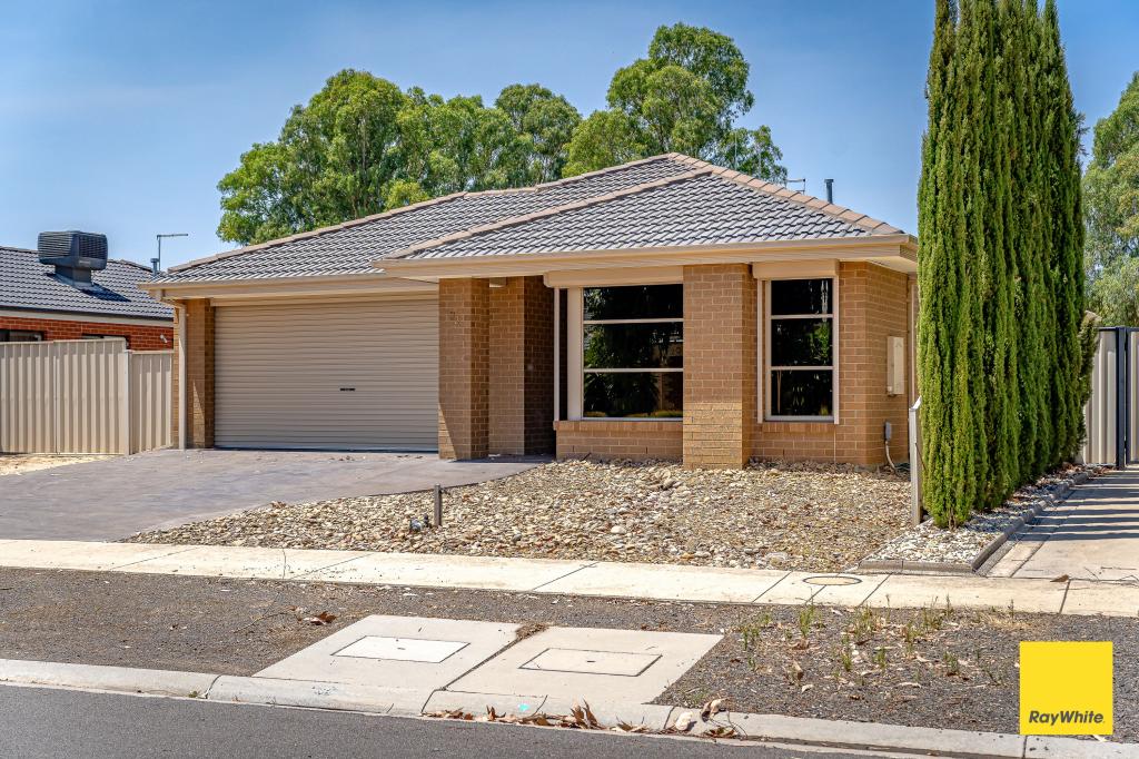 32 Elandra Dr, Ascot, VIC 3551