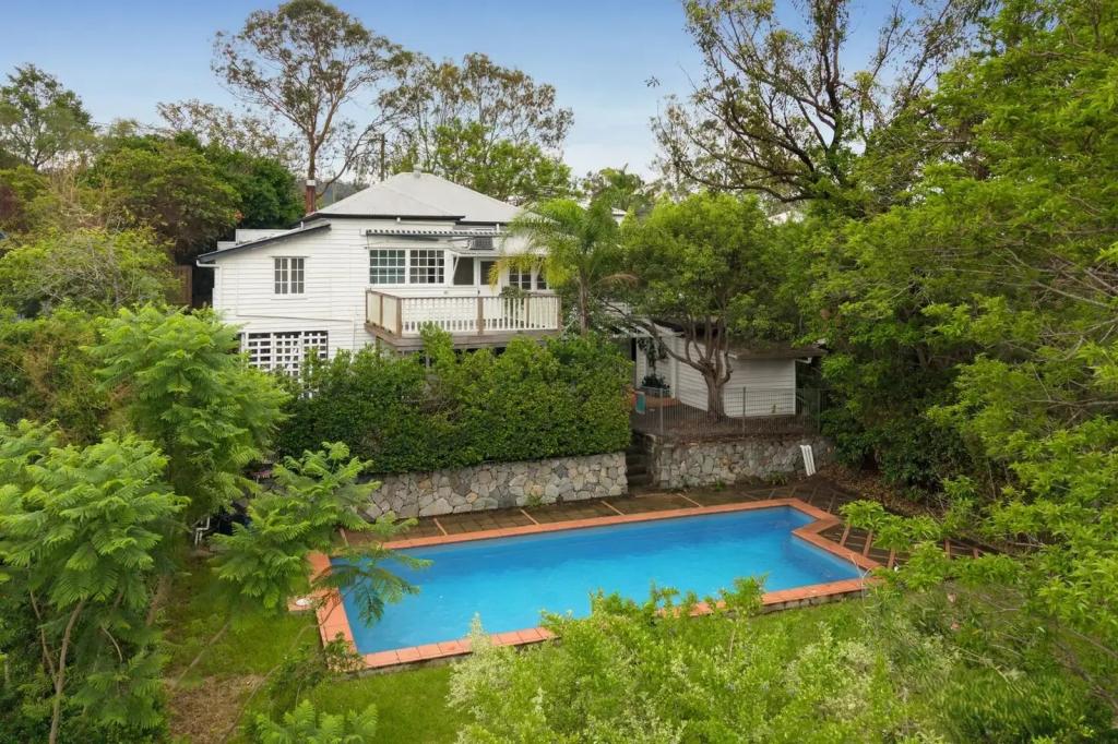 54 Manchester Tce, Indooroopilly, QLD 4068