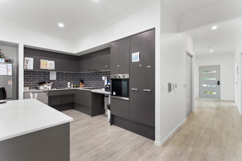 110 Bancroft Tce, Deception Bay, QLD 4508