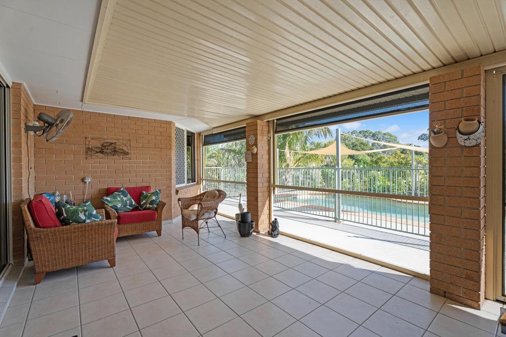 62-64 Panorama Dr, Dundowran Beach, QLD 4655
