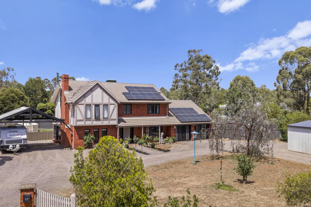 37 Shiffner St, Violet Town, VIC 3669
