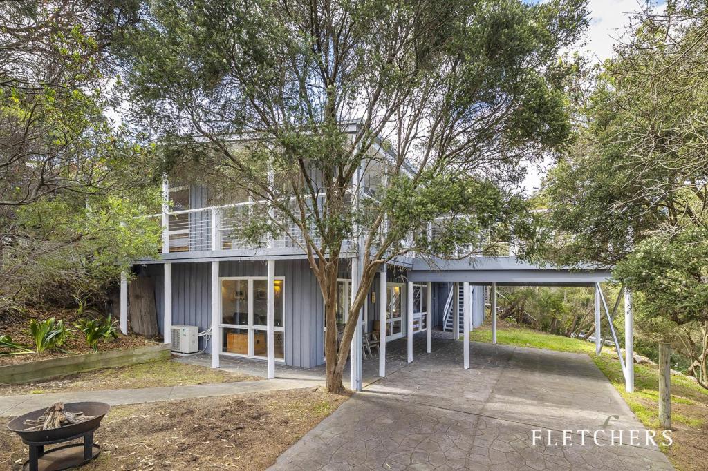 18 Ellesmere St, Blairgowrie, VIC 3942