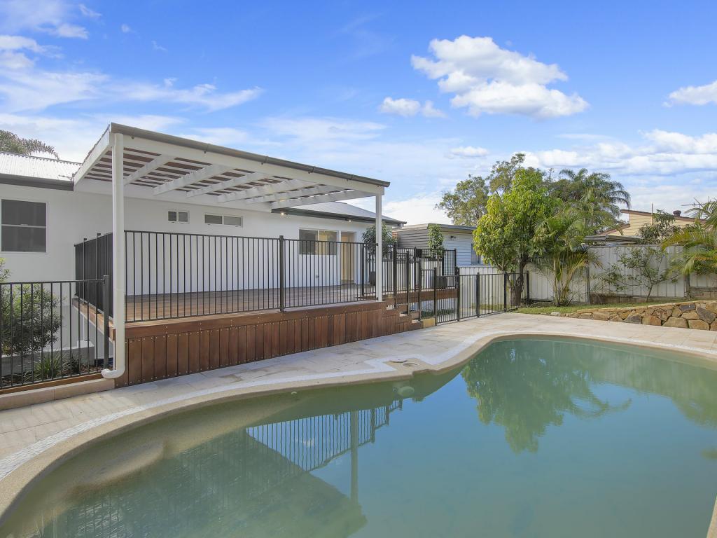 56 Scenic Dr, Budgewoi, NSW 2262