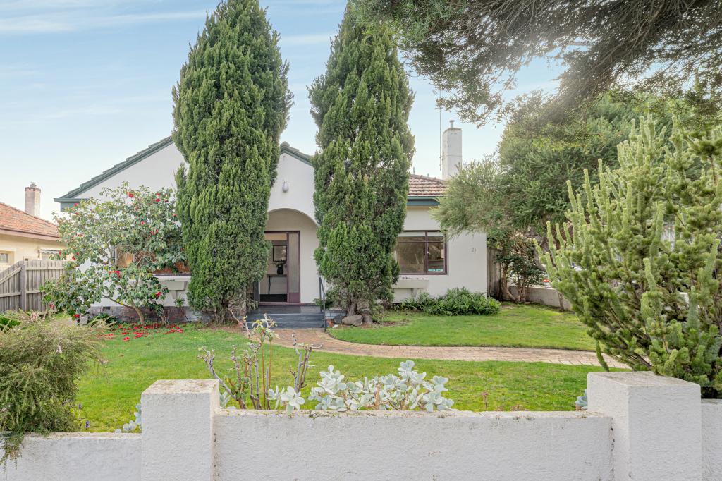 21 Prahran Gr, Elsternwick, VIC 3185