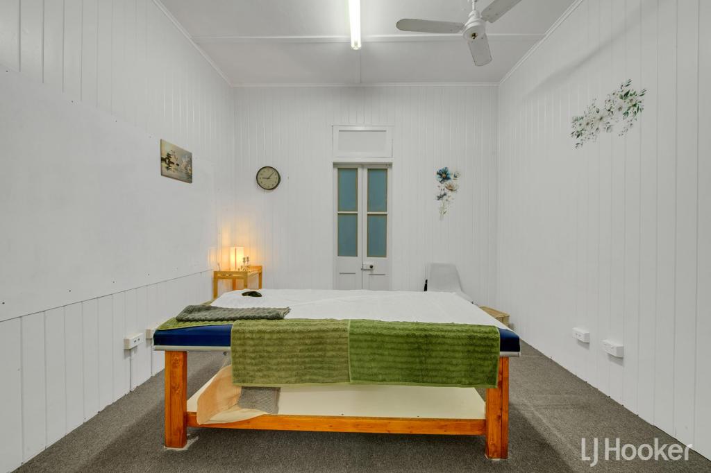 33 & 35 Roseberry St, Gladstone Central, QLD 4680