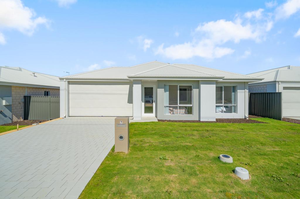 7 Hidcote Rd, Lakelands, WA 6180