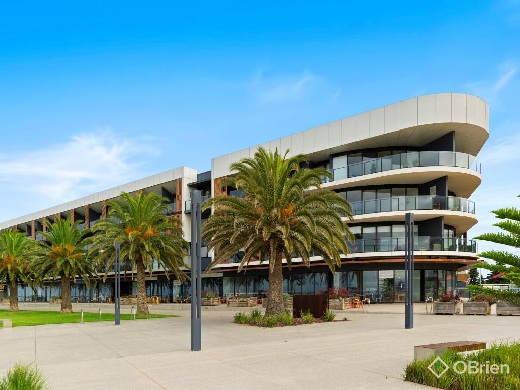 120/50 Catamaran Dr, Werribee South, VIC 3030