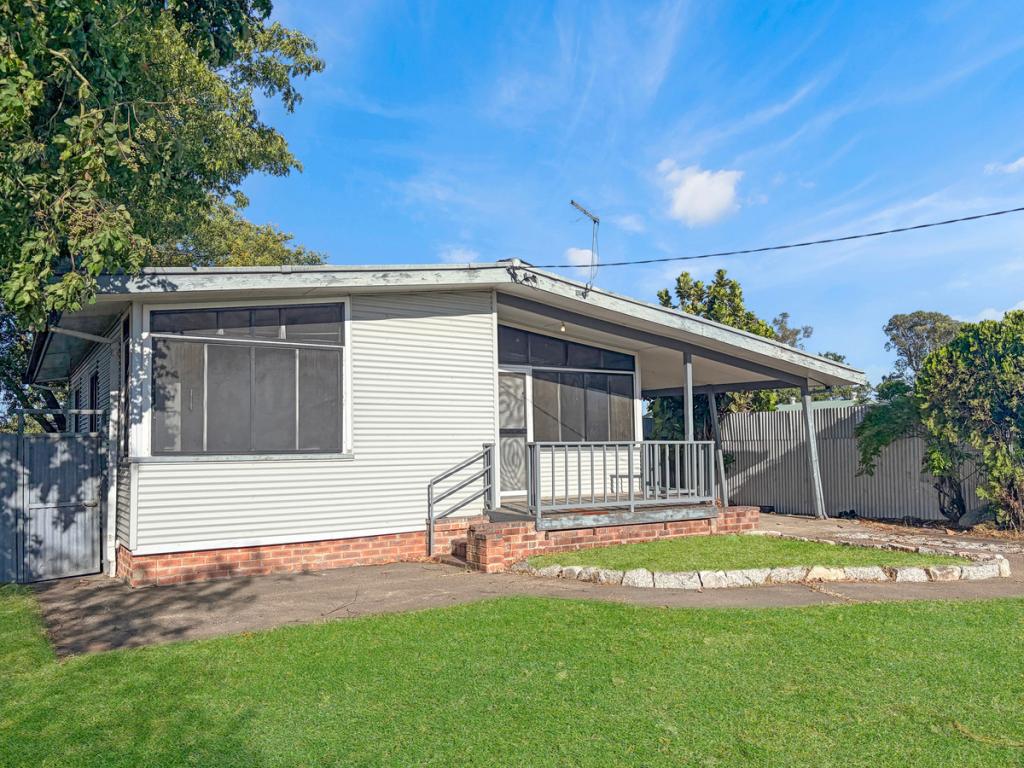 25 Barwon Ave, Moree, NSW 2400