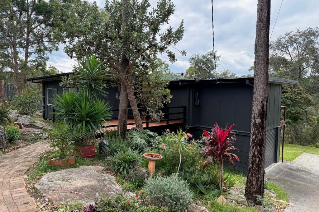 92 Birdwood Ave, Winmalee, NSW 2777