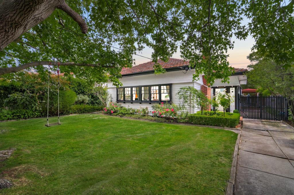 15 Greendale Rd, Glen Iris, VIC 3146