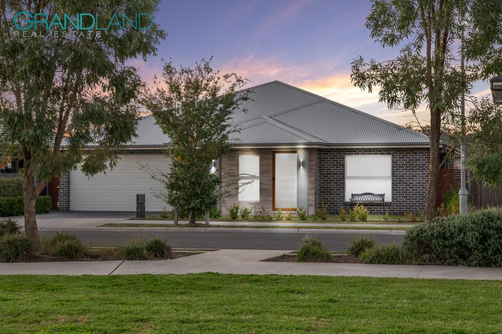 13 Austen Cct, Oran Park, NSW 2570