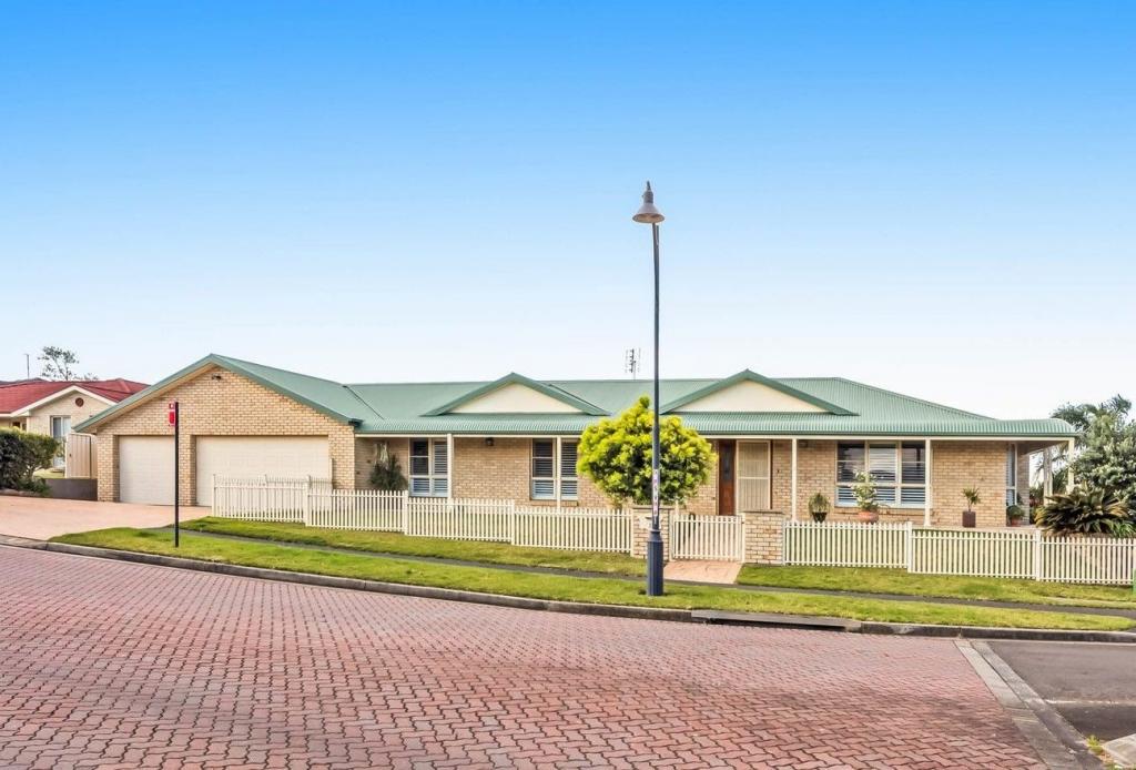 2 Tasman Dr, Shell Cove, NSW 2529
