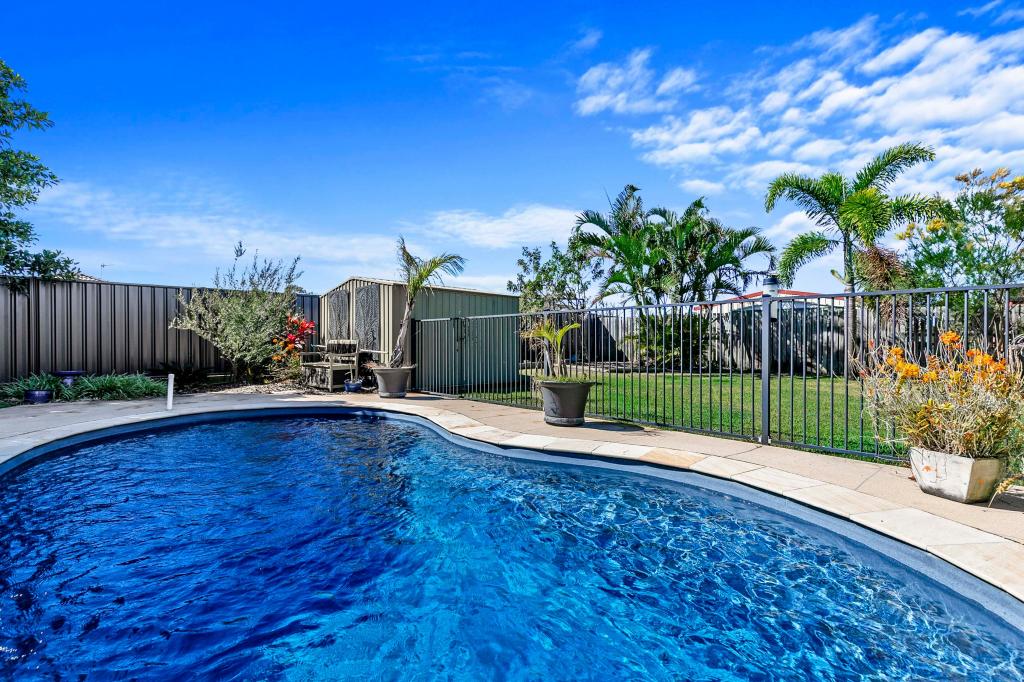 95 Martin St, Point Vernon, QLD 4655