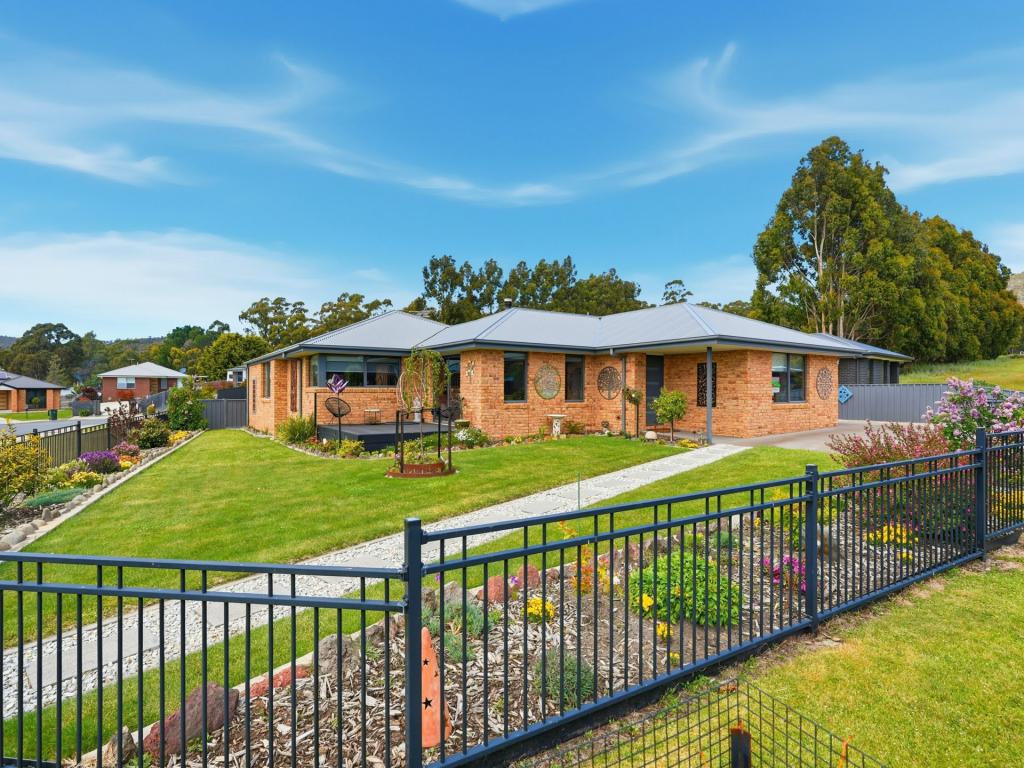 17 Sunsail St, Snug, TAS 7054