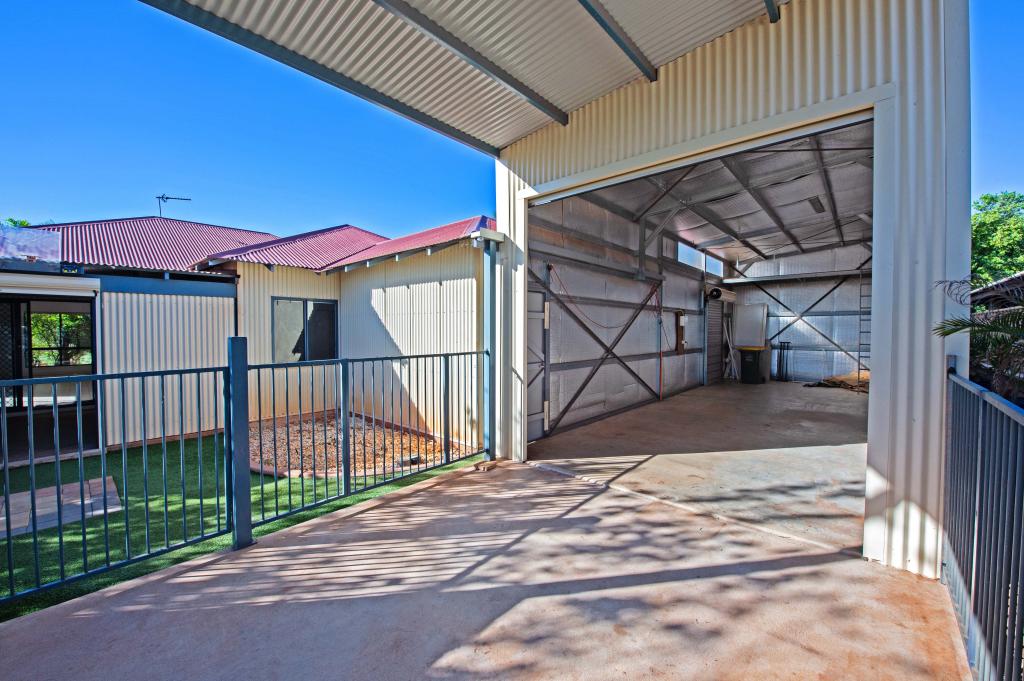 6 Buchanan Cct, Baynton, WA 6714