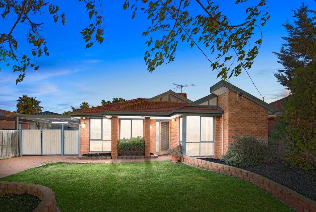 70 Iluka Dr, Werribee, VIC 3030