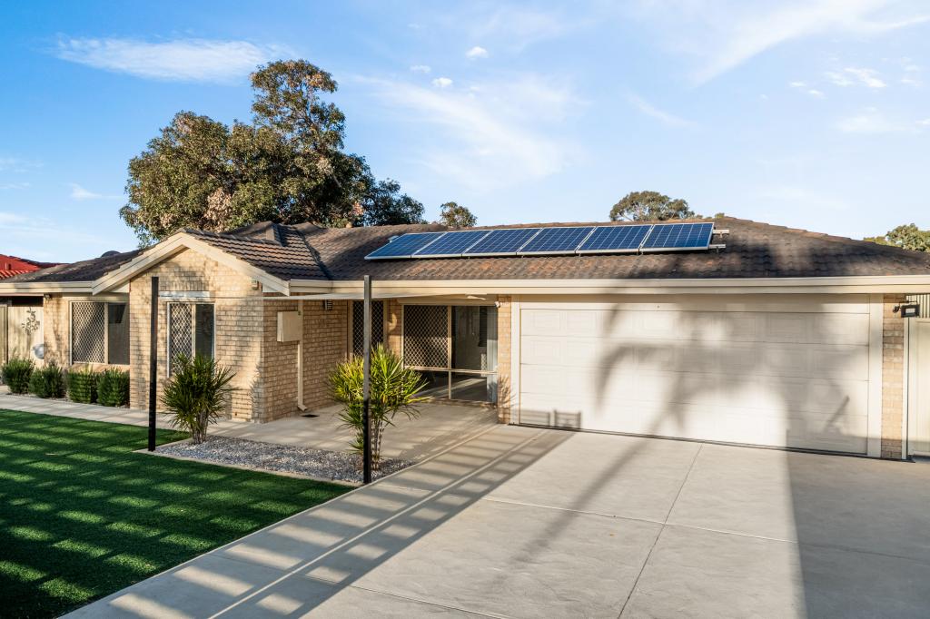 8 Wattle Dr, Morley, WA 6062