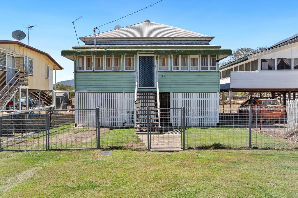 231 KENT STREET ST, DEPOT HILL, QLD 4700