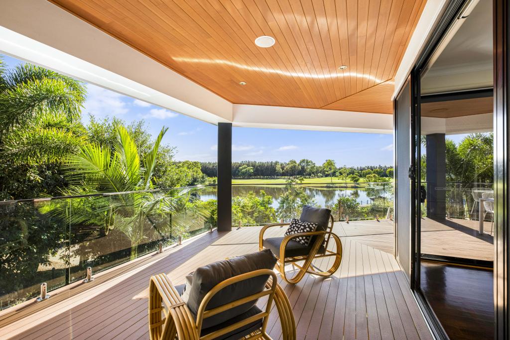 6 Nicklaus Ct, Merrimac, QLD 4226