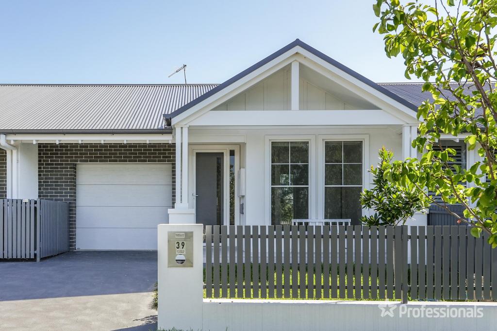 39 Wilhelm Pde, Catherine Field, NSW 2557