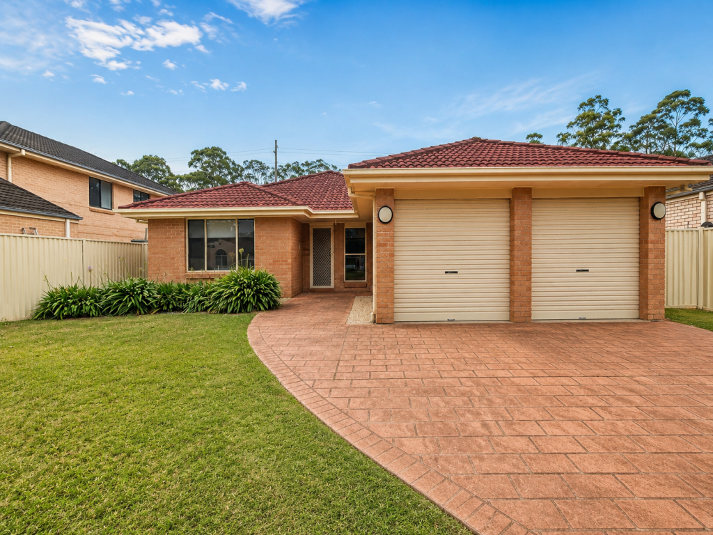 11 Popran Way, Blue Haven, NSW 2262