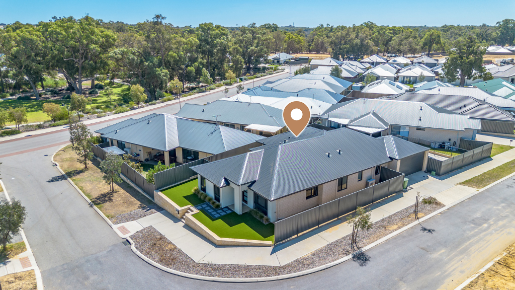 3 Wakefield Gld, Lakelands, WA 6180