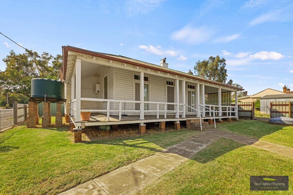 37 Fitzroy St, Binalong, NSW 2584