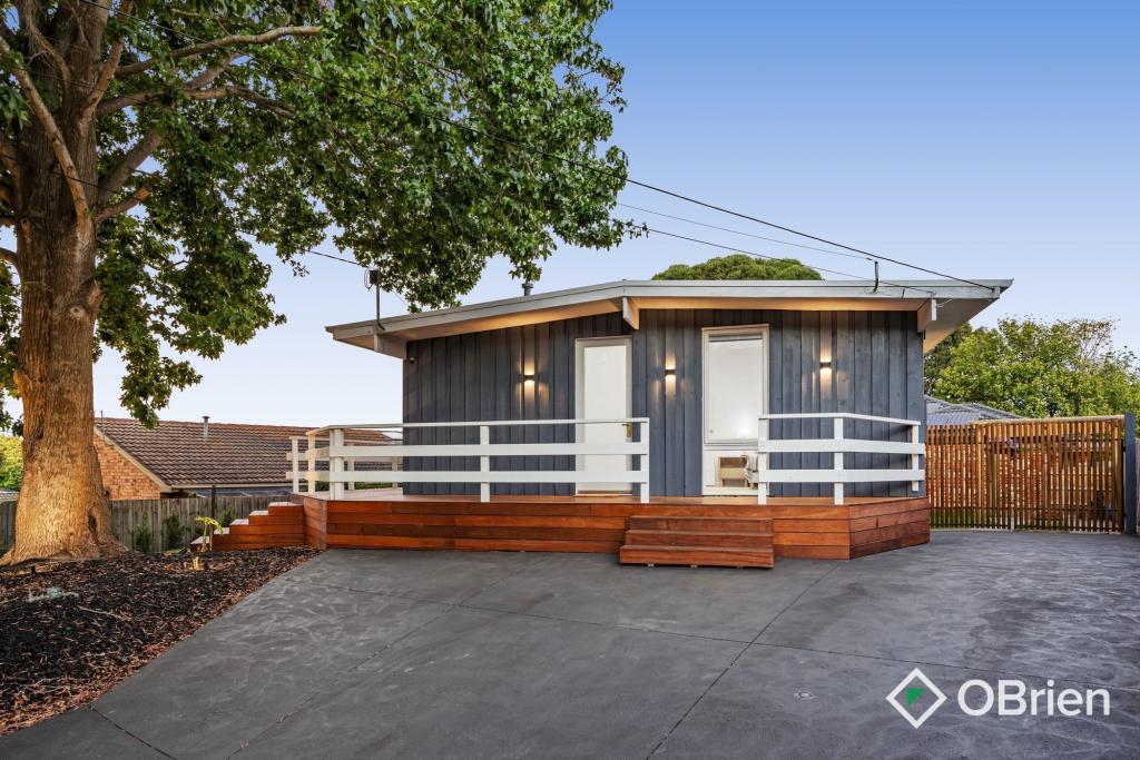 16 Gulwa Ave, Frankston, VIC 3199