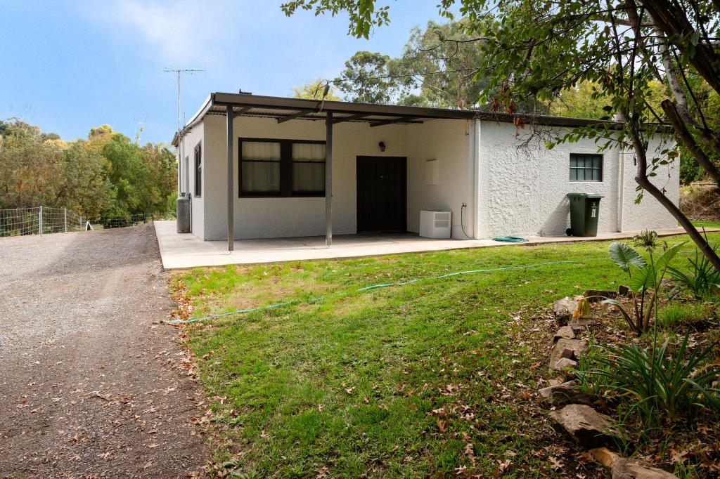 4 St Ninians Rd, Clarendon, SA 5157