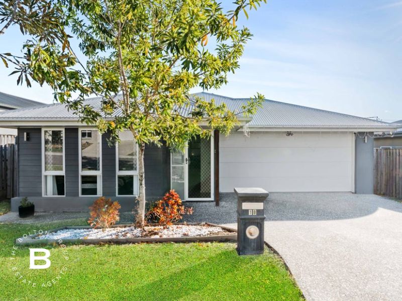 18 Aquinas St, Augustine Heights, QLD 4300