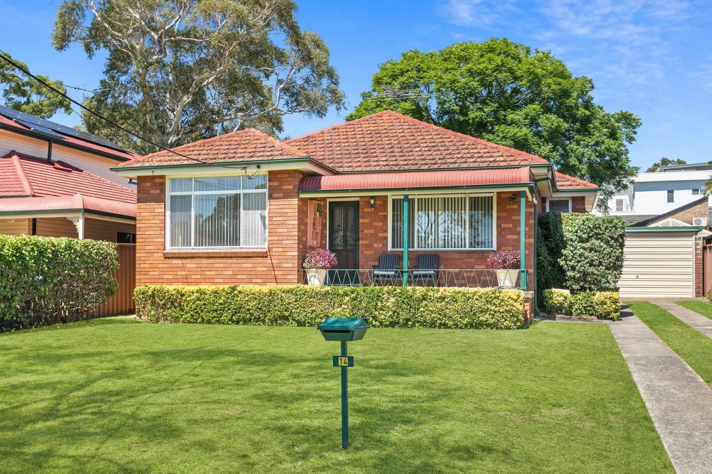 14 Amiens Ave, Engadine, NSW 2233