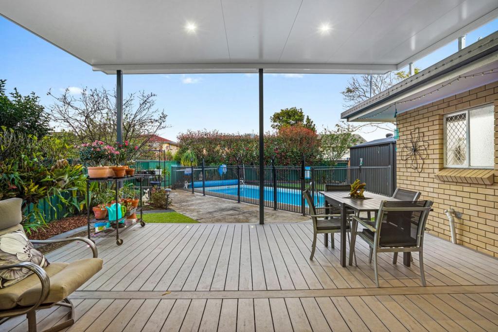 5a Deborah St, Clontarf, QLD 4019