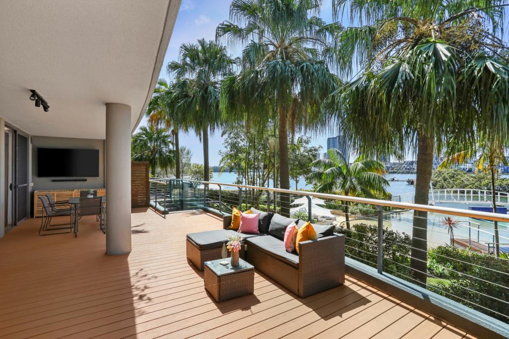 1/27 Bennelong Pkwy, Wentworth Point, NSW 2127