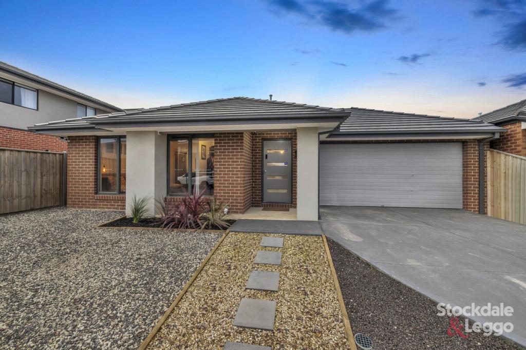 3 VONDEL WAY, CLYDE NORTH, VIC 3978