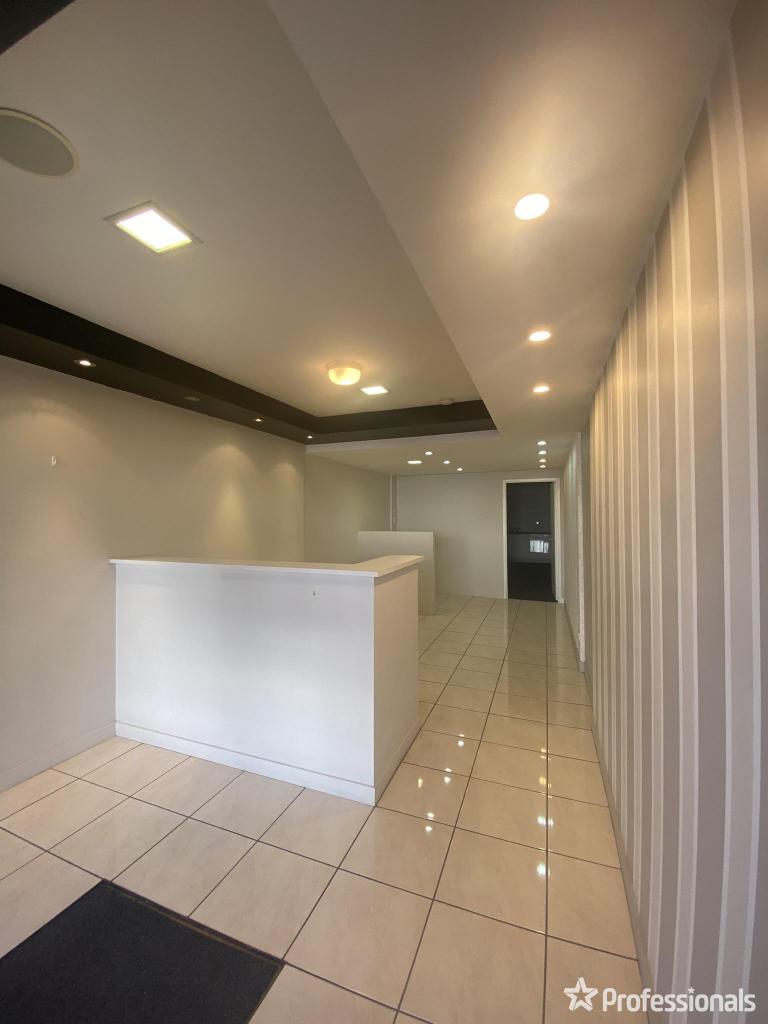Shop 11/120 Goondoon St, Gladstone Central, QLD 4680