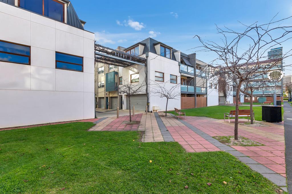 11 Vicars Lane, Adelaide, SA 5000