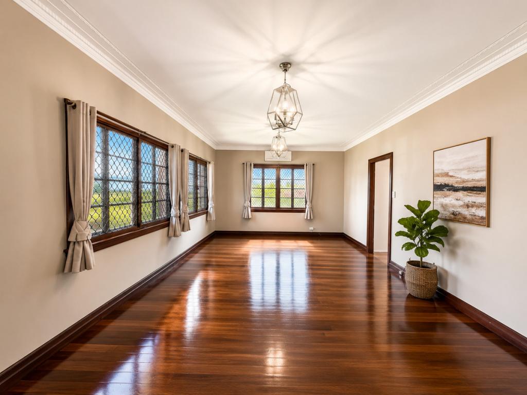 267 Rode Rd, Wavell Heights, QLD 4012