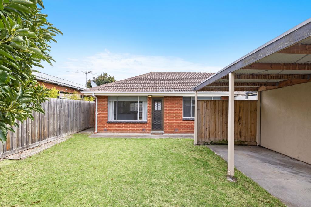 2/11 Crown Ave, Mordialloc, VIC 3195