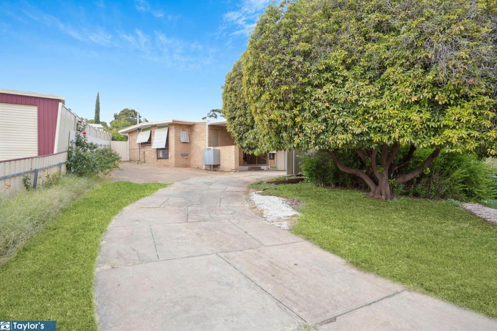 27 Cynthia St, Para Hills, SA 5096