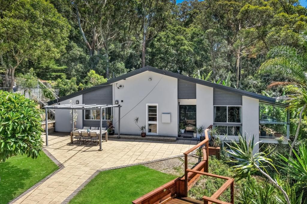 10 Lucia Ave, Copacabana, NSW 2251