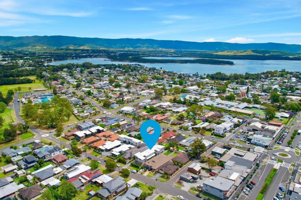 2/60 Kingston St, Oak Flats, NSW 2529