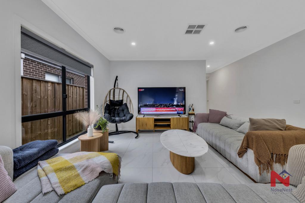 22 Slinky St, Deanside, VIC 3336